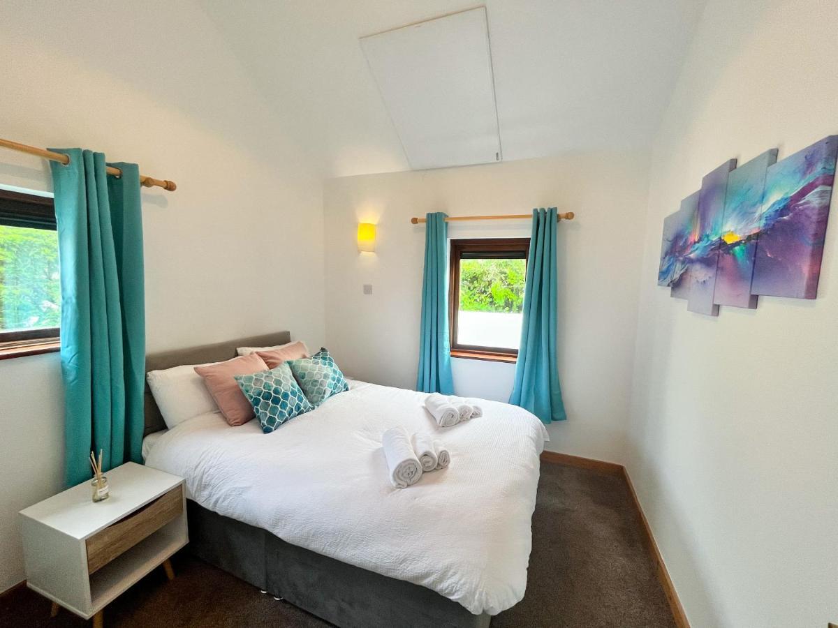 Seascape Bliss - My Joyful Coastal Retreat In Youghal's Heart - Family Friendly - Long Term Price Cuts Youghal